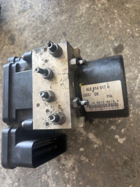 Pompa Unitate Modul ABS Audi Q7 4L061451