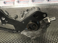 Pompa vacuum audi a4 b7 1.9 brb 038145215