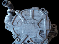 Pompa vacuum mecanica COD 03l 145 100 F 03l 145 100 F Audi A4 B8/8K [2007 - 2011] Sedan 4-usi 2.0 TDI MT (143 hp) LOCATIE H1 R4 P5