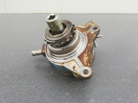 Pompa vacuum Nissan Navara D40 2.5 dCi 4x4 190 cai motor YD25DDTI an 2010 2011 2012 2013 2014 cod 146905X02A