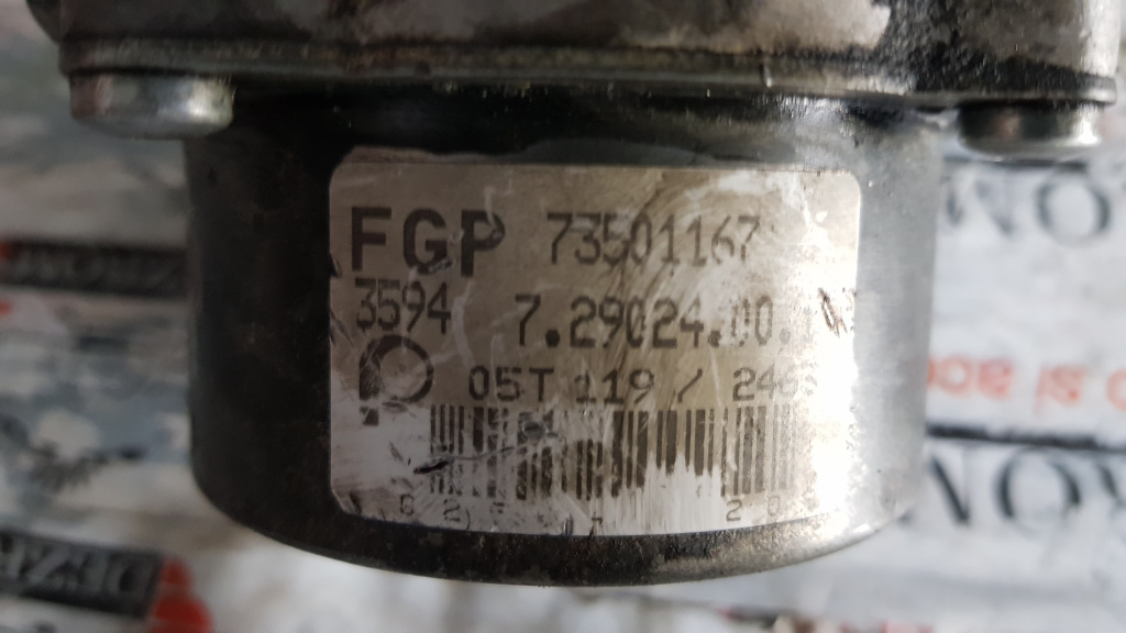 Pompa vacuum Opel Corsa C 1.3 CDTI 16V 6
