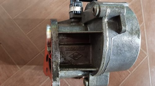 Pompa vacuum Renault 1.9 DCI cod D163322916
