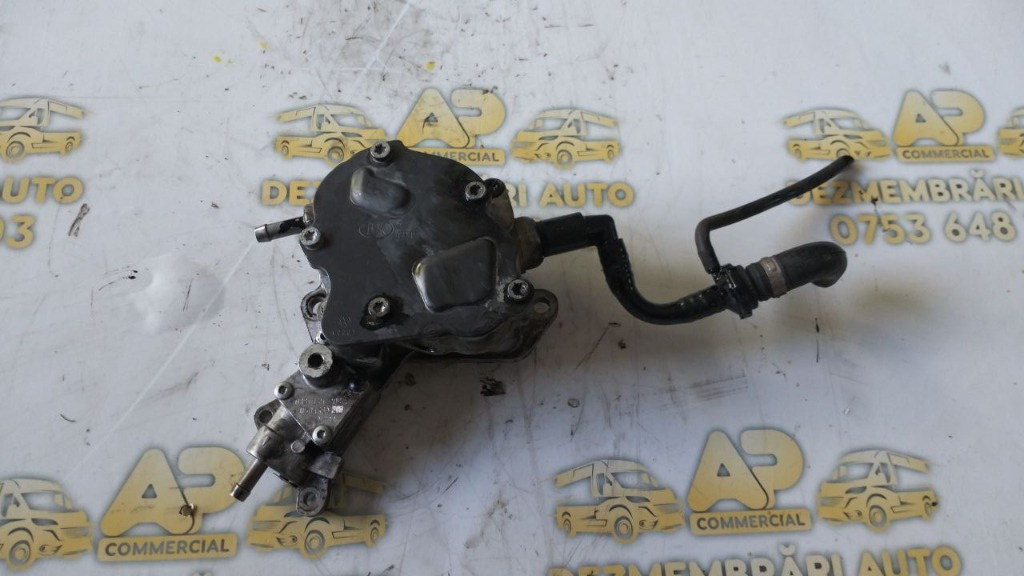 Pompa vacuum VW Passat B6 Variant (3C5) 2.0 TDI 140 CP cod: 038145209E