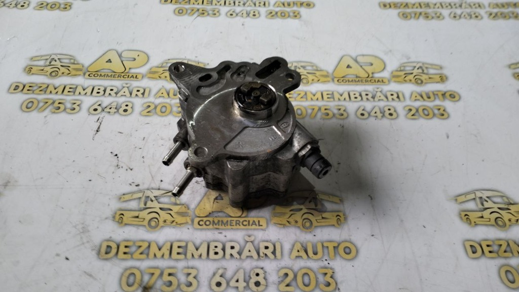 Pompa vacuum VW Passat B6 Variant (3C5) 2.0 TDI 163 CP cod: 03G145209