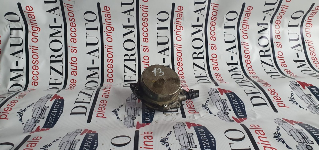 Pompa vacuum VW Phaeton 3.0 TDi 224/240cp cod piesa : 057145100AE