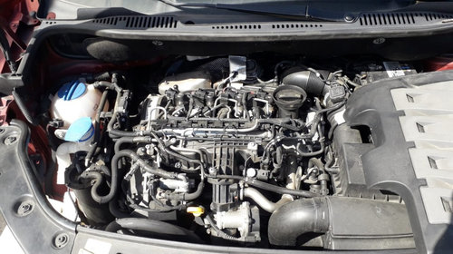 Pompa vacuum VW Touran 2014 1598cmc 77kW Tip CAYC 68000 Km 03L145100F