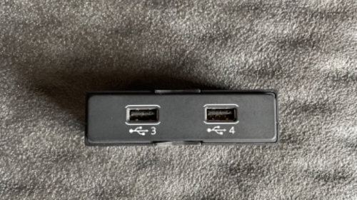 Port 2 x USB Audi A6 A7 A8 Q7 Q8 e-Tron 4N003