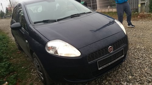 Portiera fata sau spate--stanga sau dreapta FIAT GRANDE PUNTO , USA