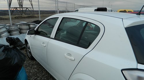 Portiera Opel Astra H, an 2005