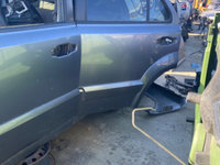 Portiera stânga spate Kia Sorento 2005