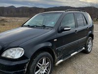 Portiera stanga dreapta fata spate Mercedes ML270 CDI W163 neagra