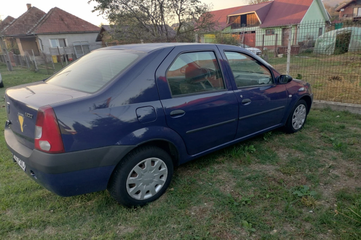 Prag dreapta Dacia Logan [2004 - 2008] S
