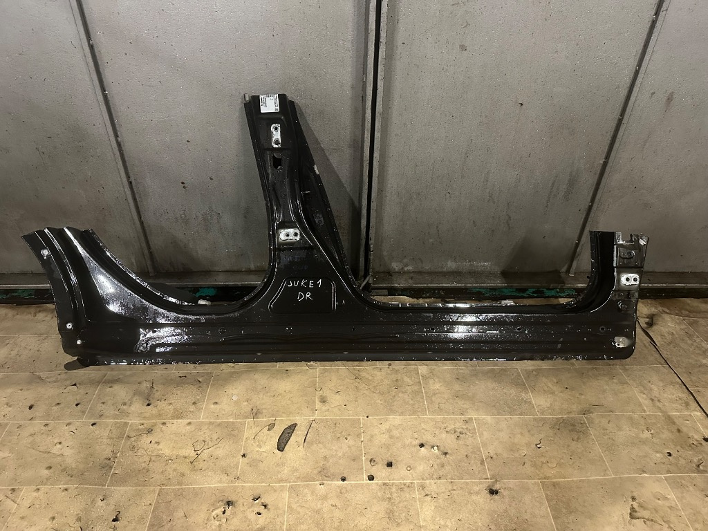 Prag dreapta Nissan Juke F15 2010-2019 - Cod 76450-1KK0A - imagine 1