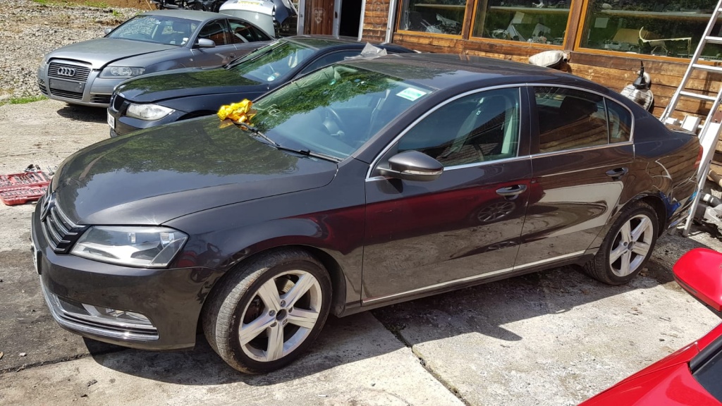 Prag lateral VW Passat B7 2.0tdi 140cp 2012 tip motor CFFB