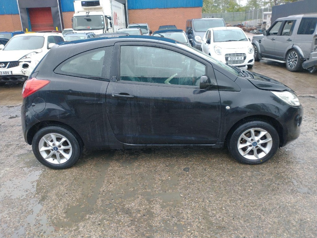 Praguri Ford Ka 2009 Hatchback 1.2 MPI
