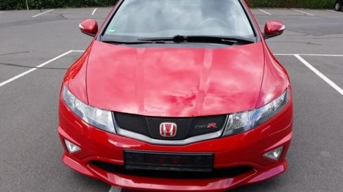 Praguri Honda Civic 2008 Hatchback 2.0i