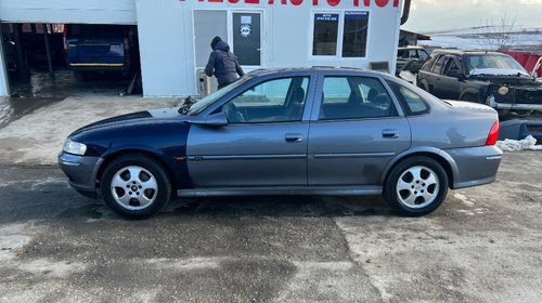 Praguri Opel Vectra B 2001 limuzina 1,8 benzina