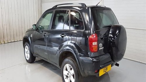 Praguri Toyota RAV 4 2005 SUV 2.0 D