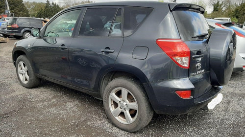 Praguri Toyota RAV 4 2007 SUV 2.2 TDI