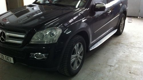 Praguri trepte Laterale Mercedes GL X164 (2006-2013)