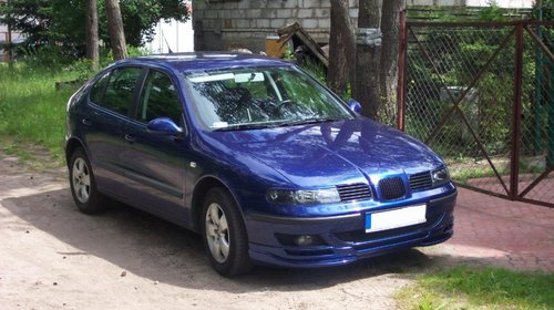 Prelungire adaos fusta spoiler bara fata Seat Toledo 2