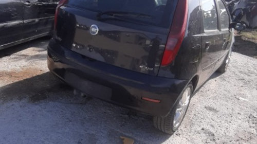 Prelungire bara fata Fiat Punto 2007 Hatchback 1.9