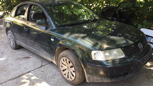 Prelungire bara fata VW Passat B5 1998 berlina 1.6