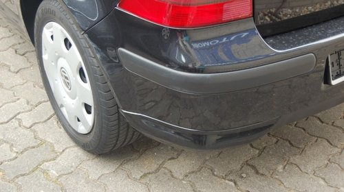 Prelungire spoiler adaos fusta bara spate VW Golf 4 din 2 bucati