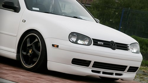 Prelungire spoiler bara fata editie 25 VW Gol