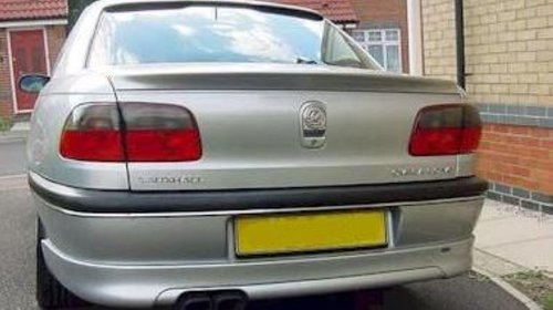 Prelungire spoiler fusta adaos bara spate Opel Omega B sedan