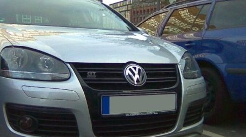 Prelungire spoiler fusta extensie bara fata VW Golf 5 V GTI Editie 30