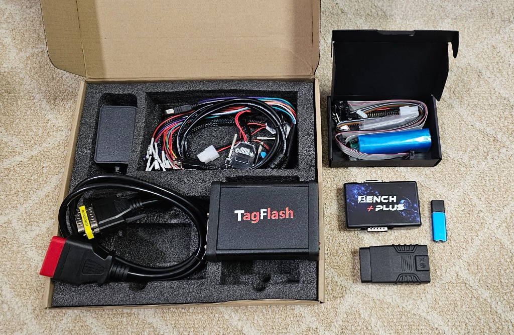 Programator ECU TagFlash BENCH / OBD / BOOT / BDM / JTAG mode Full reading (MICROEEROM)