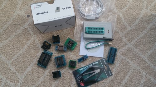Programator USB memorii auto ECU MiniPro TL86
