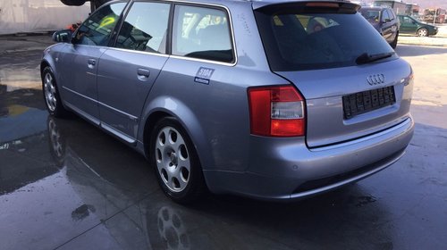 Proiectoare Audi A4 B6 2004 Break 1.9 TDI