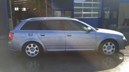 Proiectoare Audi A4 B6 2004 Break 1.9 TDI