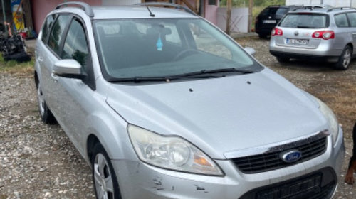 Proiectoare Ford Focus 2 2010 Combi 1.6 tdci