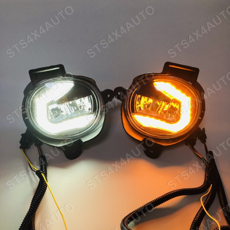 PROIECTOARE LED CU LUMINI DE ZI DRL SI D
