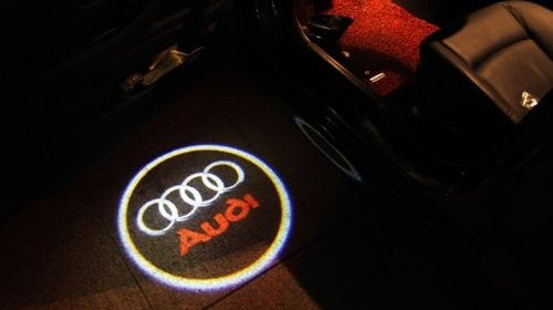 Proiectoare Logo Holograma Audi A3 fara gaurire.Dedicat Audi Logo AUDI