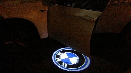 Proiectoare Logo Holograma BMW E 46 fara gaurire.Dedicat Audi Logo BMW