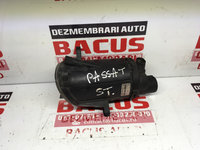 Proiector ceata VW Passat B5 cod: 3b7941699a