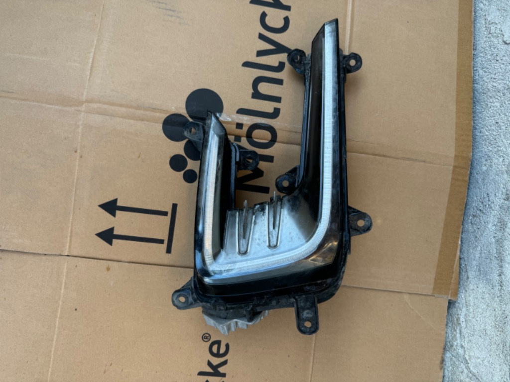Proiector dreapta Lumini de zi DRL VW Passat B8 GTE 2015 2016 2017 2018