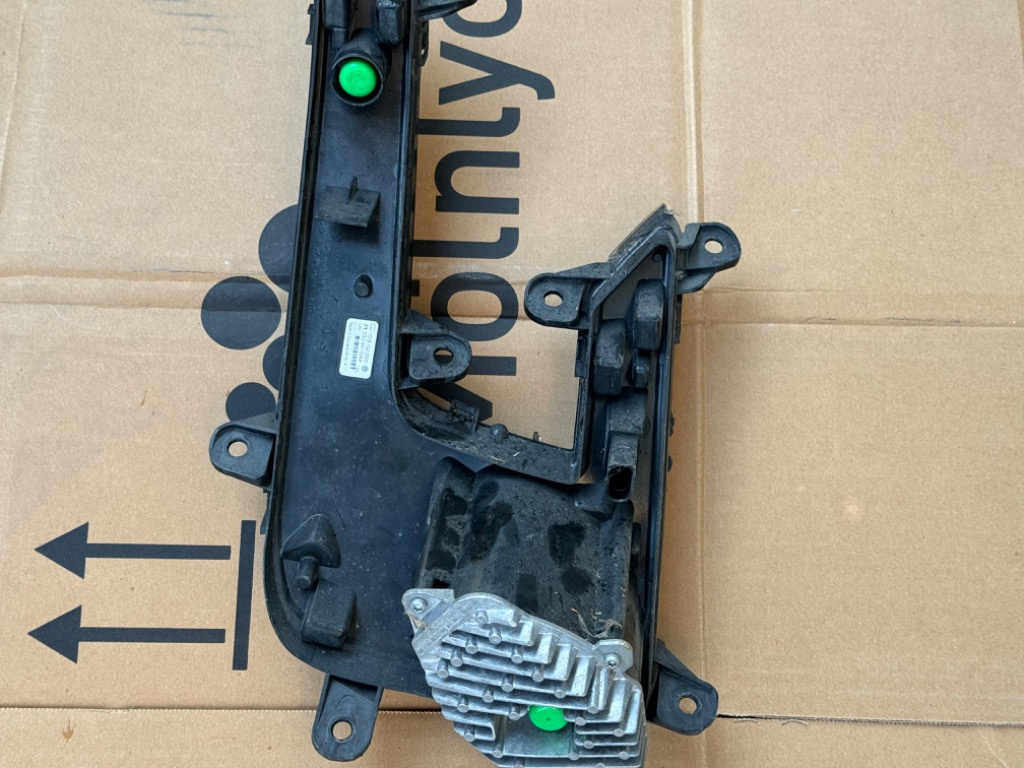 Proiector dreapta Lumini de zi DRL VW Pa
