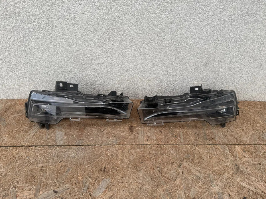 Proiector DRL LED Daylight dreapta Tesla model 3 / Y Originale.