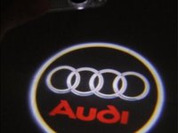 Proiector laser cu logo Audi pentru iluminat sub portiera