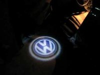 Proiector laser cu logo/marca Volkswagen pentru iluminat sub portiera