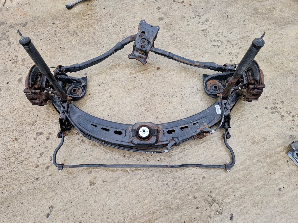 Punte spate cadru completa Mercedes B class w245 A class w169 amortizoare A1693500500