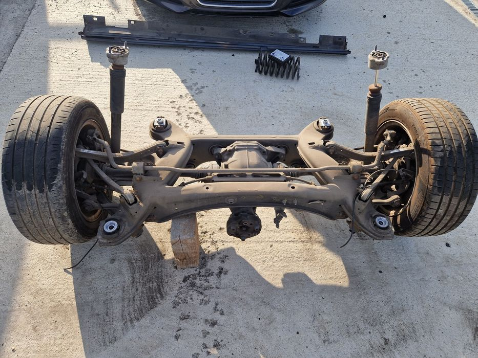 Punte spate cadru spate completa Mercedes E class w212 c class w204