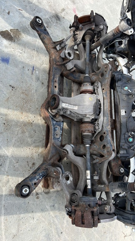 Punte spate completa Audi A4 B8 / A5 3.0 diesel