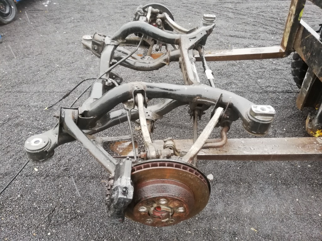 Punte spate completa Audi Q7 3.0 TDI V6 