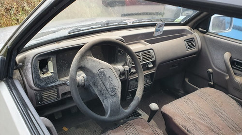 Punte spate Ford Escort 1986 Berlină 1.6Diesel